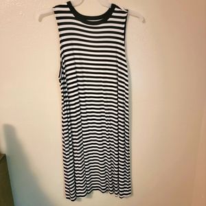 Black and white midi